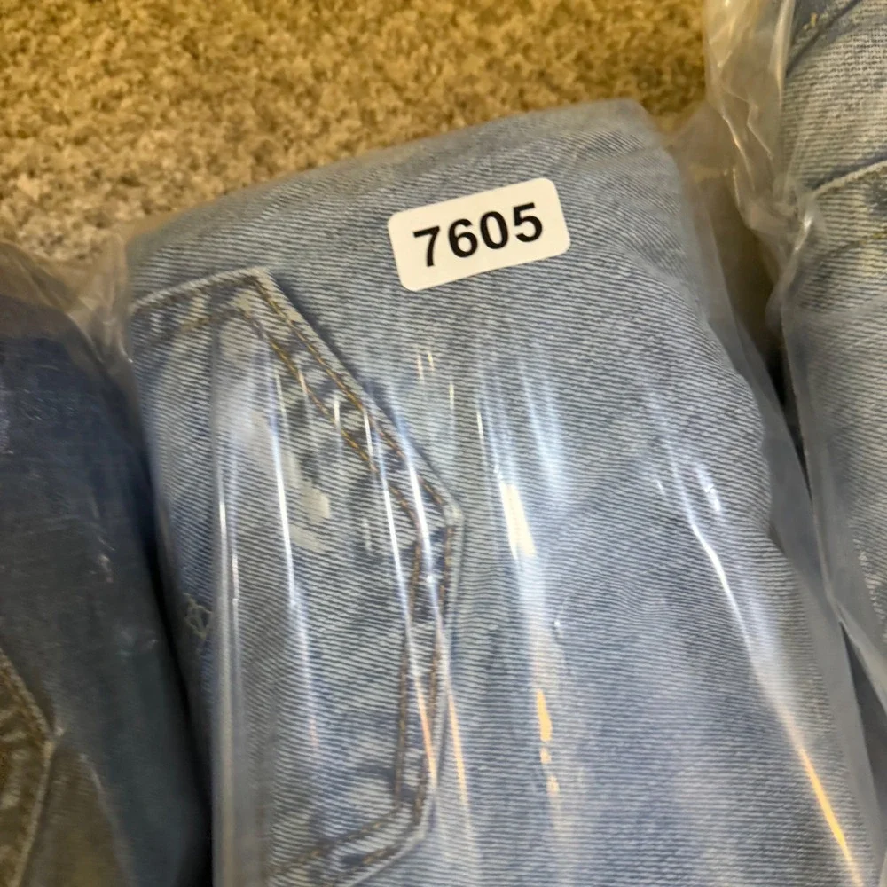 Levis 560 Loose Fit Tapered Leg Jeans Mens‎ 32x29 Light Wash Blue Denim 7605